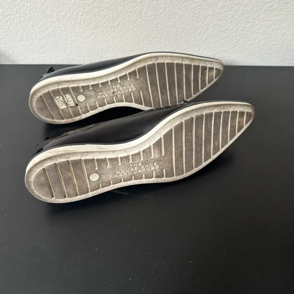 Marc Jacobs Black Flats - Picture 3 of 3